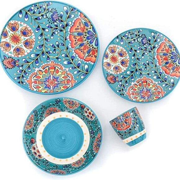 Blue Vintage Floral Ceramic Dinnerware 4-Piece Set | Microwave & Dishwasher Safe - Picture 8 of 8